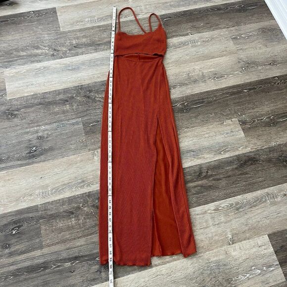 7 Day Wknd Ribbed Cut out Maxi Dress with Slit Spaghetti Strap Size Small - Picture 6 of 11